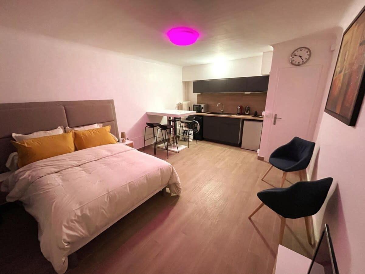 Sejour A Melun Appart'Hotel De La Mediatheque Kültér fotó